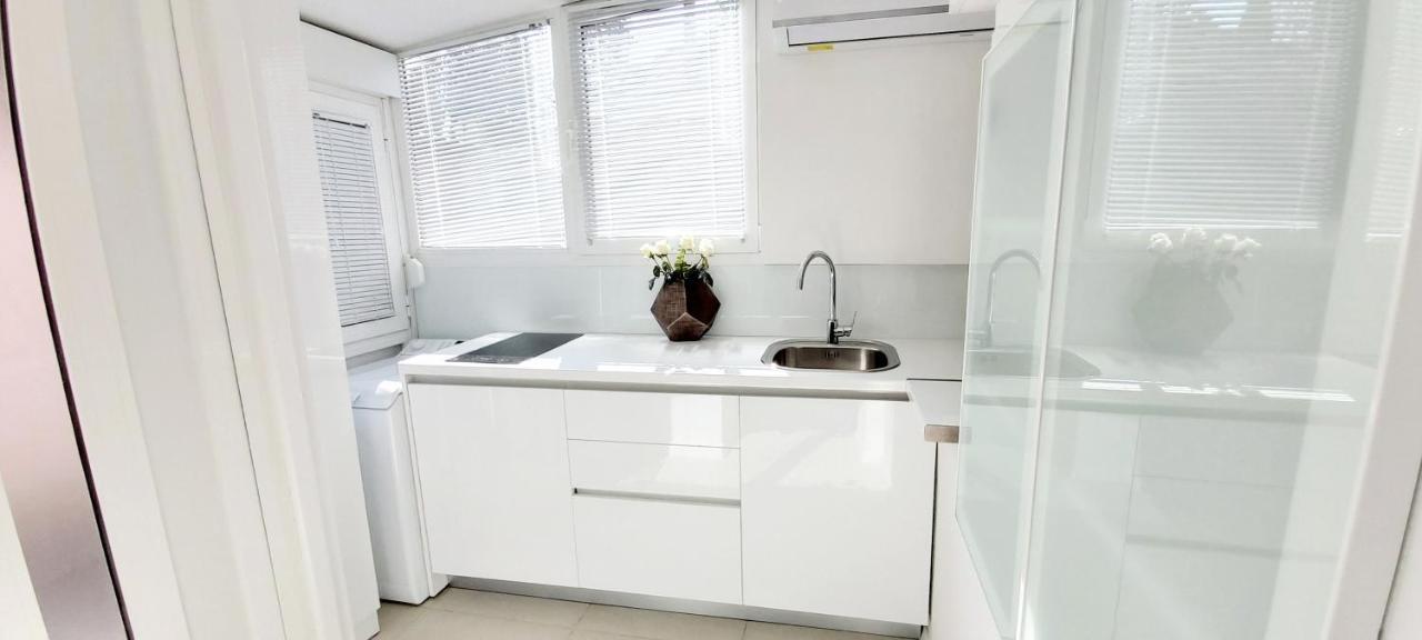 Apartment Tennis Court Спліт Екстер'єр фото