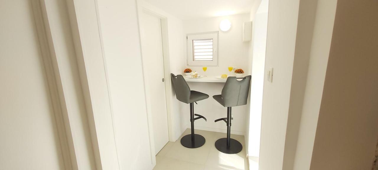 Apartment Tennis Court Спліт Екстер'єр фото